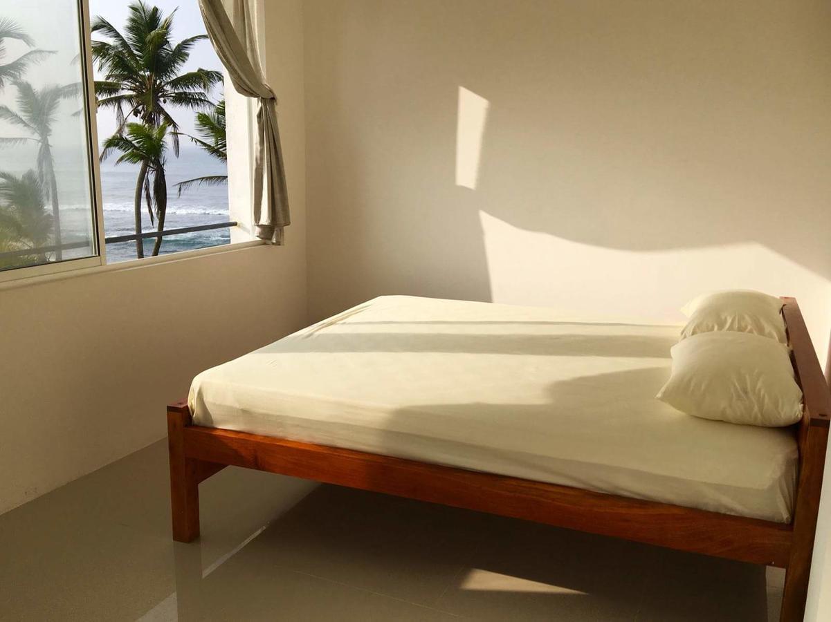 Hotel Remember Hikkaduwa Bagian luar foto